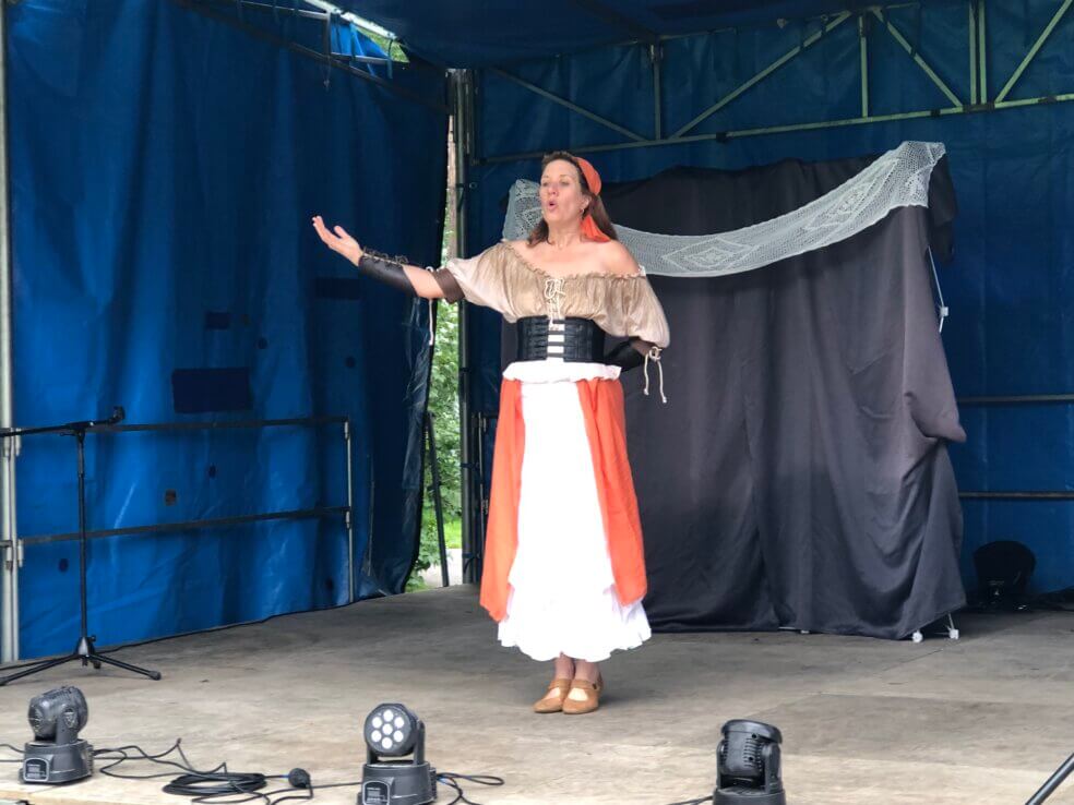 Dame Eleonore